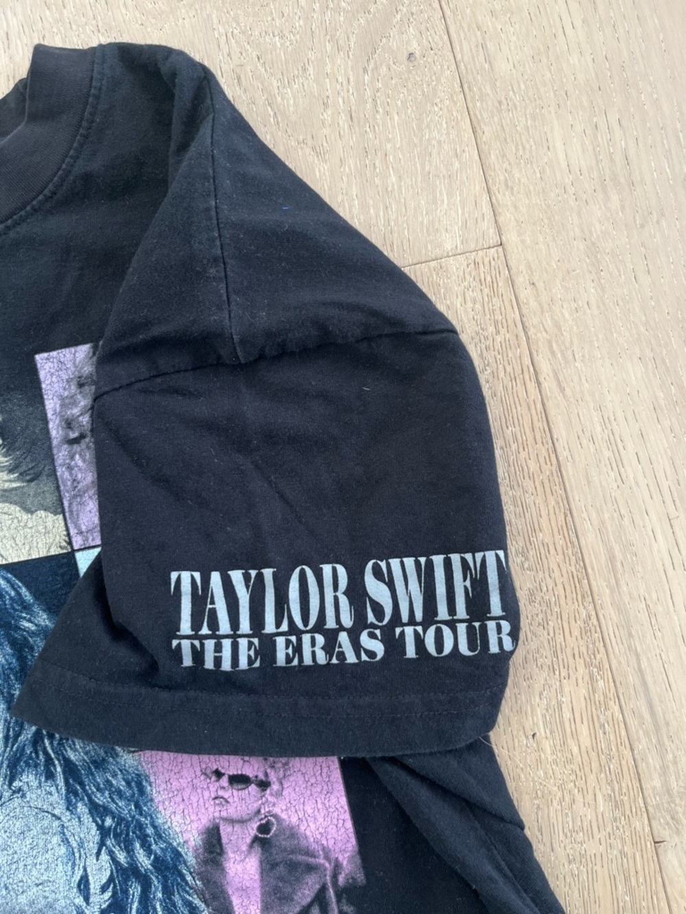 Taylor Swift Black Eras Tour Grid Tee sz S - Picture 2 of 4